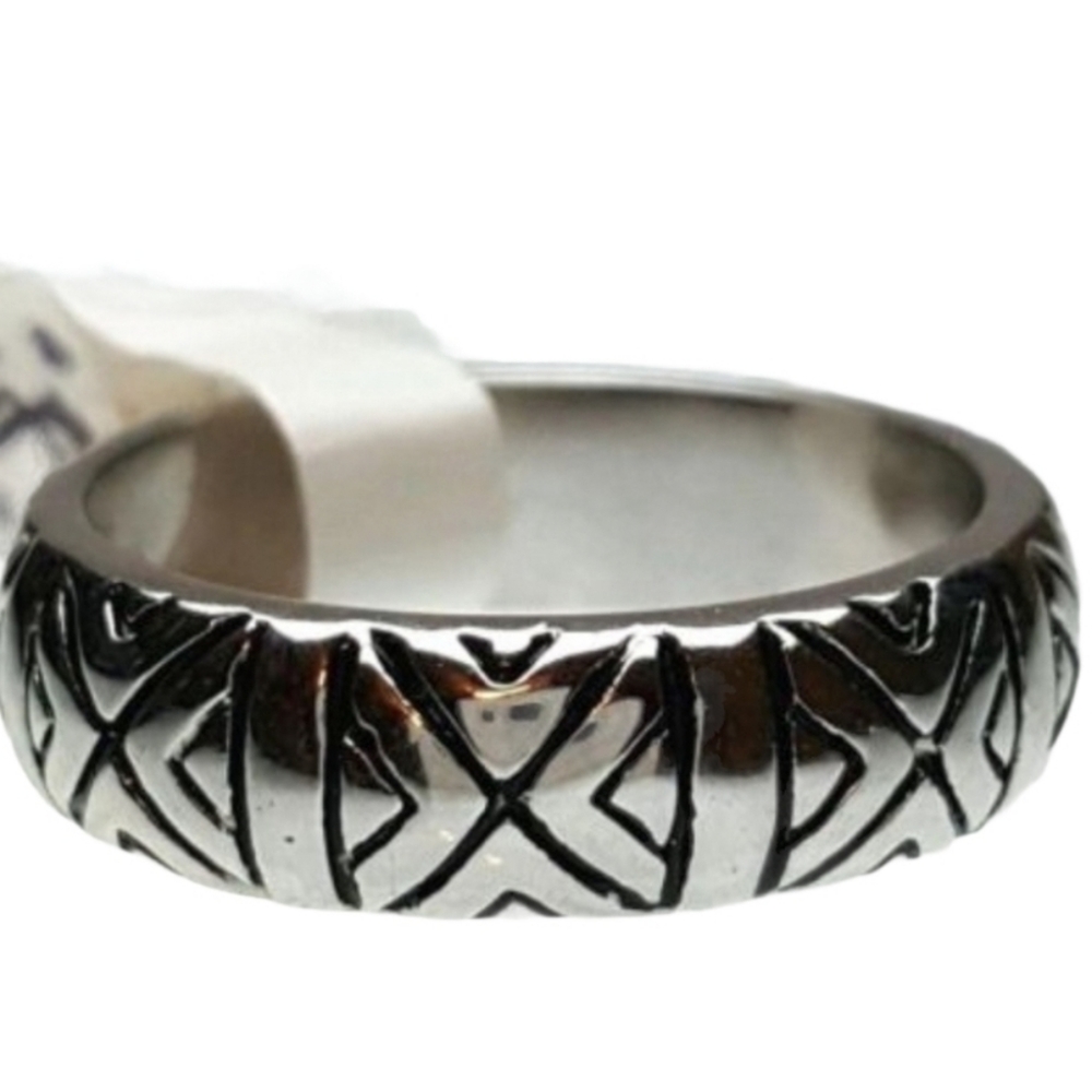 Band Ring Antique Silver Finish Sizes 4, Edged